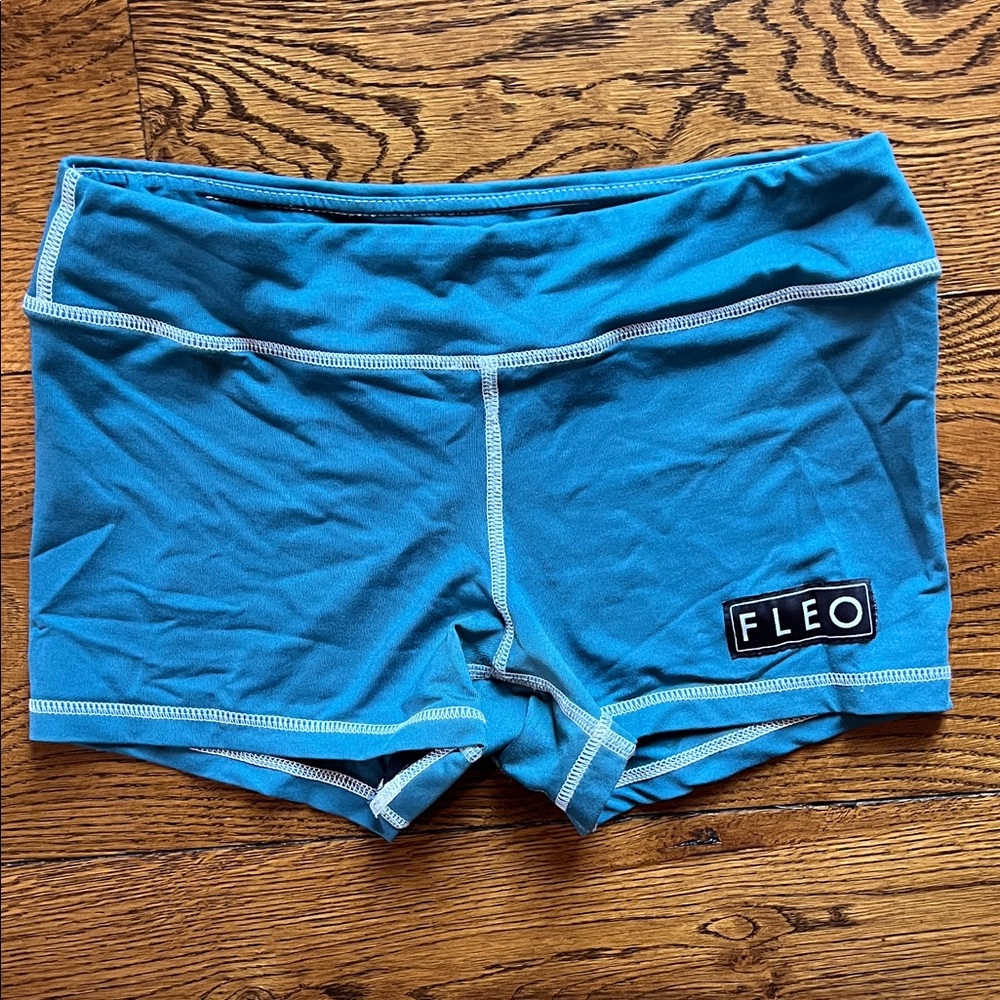 Fleo Women's Teal Athletic Shorts